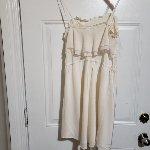 Wilfred 100% silk cream dress - Picture 6 of 10